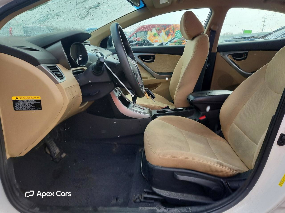 Hyundai Elantra 2013