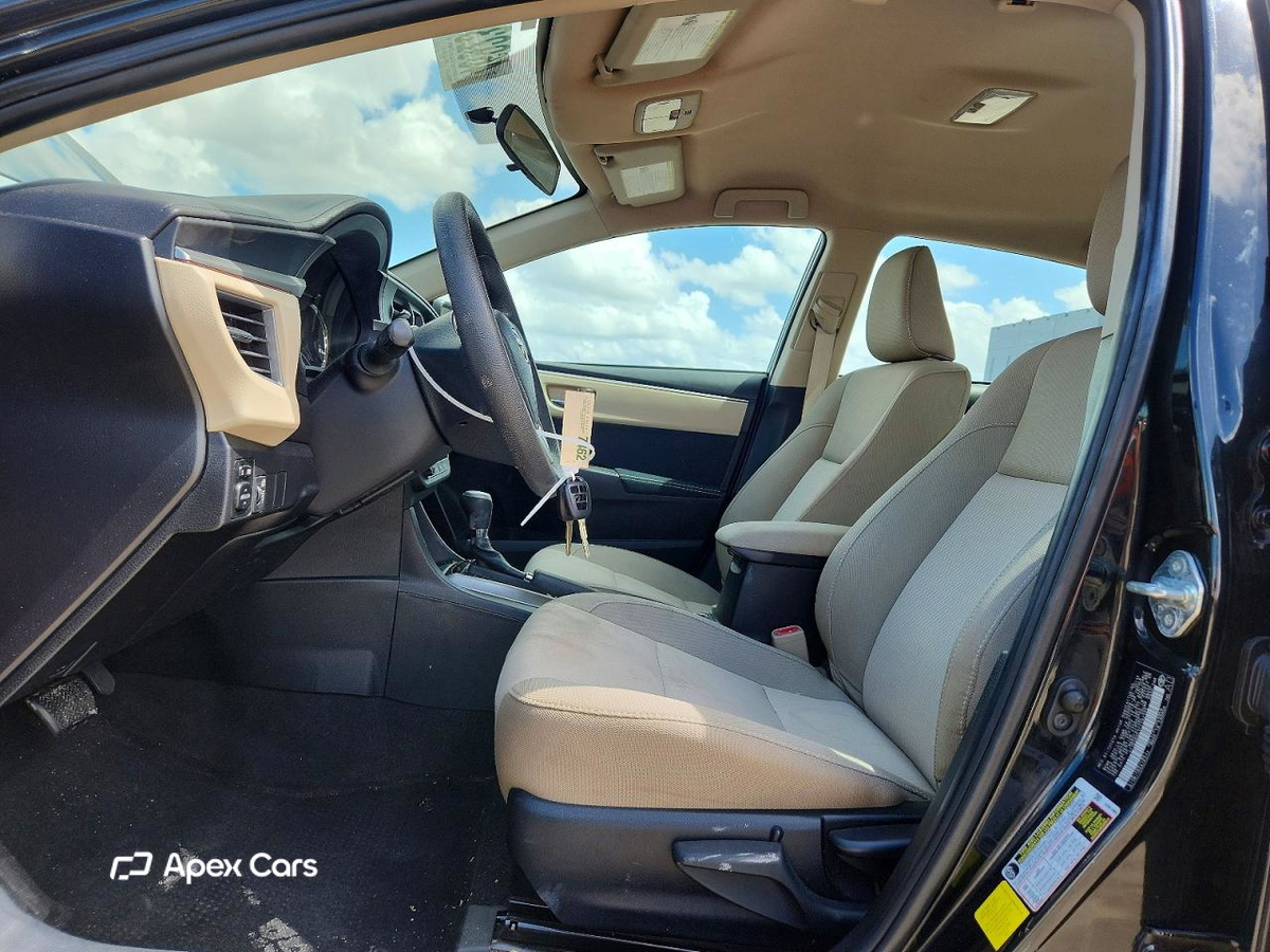 Toyota Corolla 2015