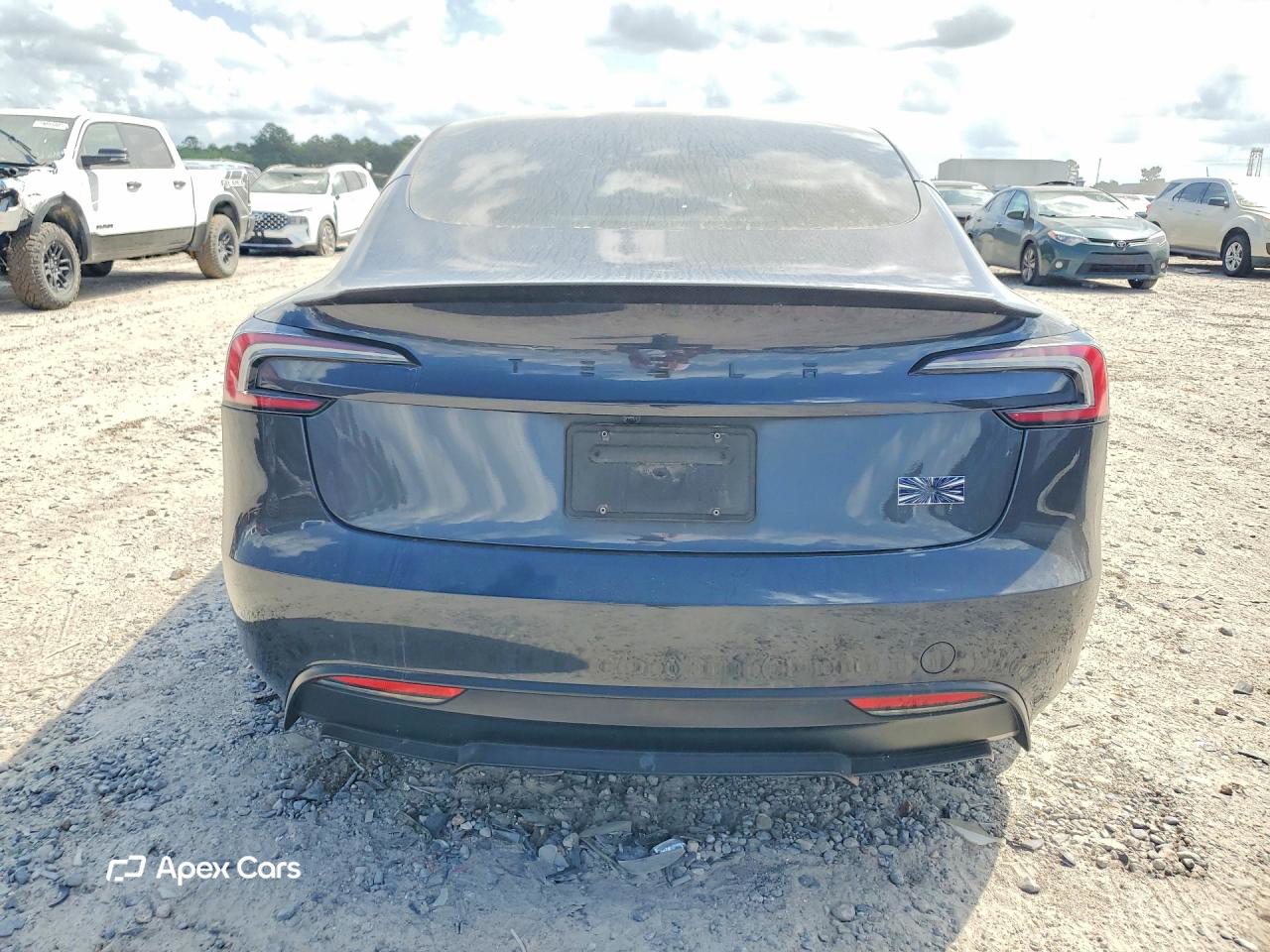 Tesla Model 3 2024