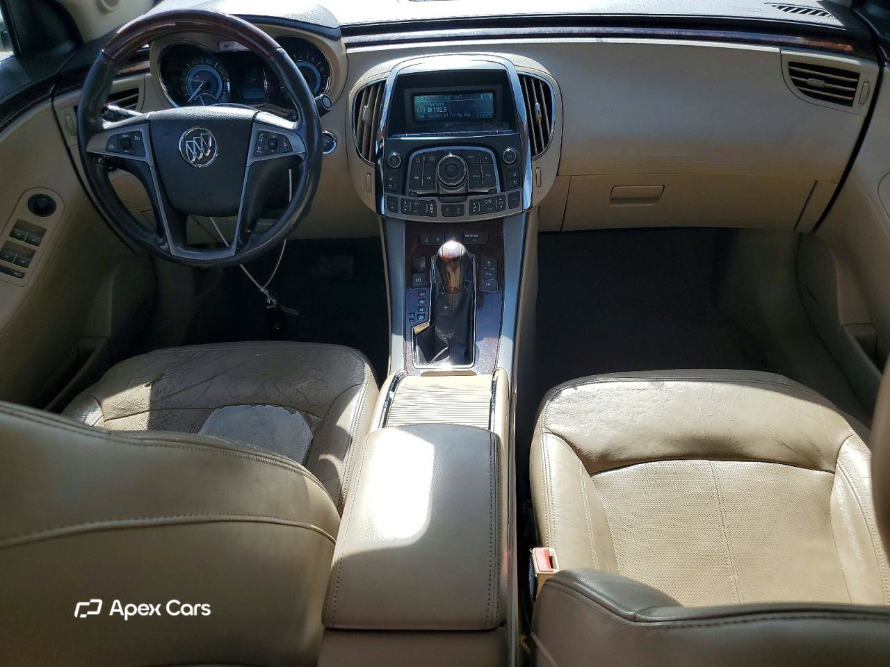 Buick LaCrosse 2011