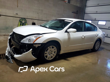 Nissan Altima 2012 - Zdjęcie 1 z 14