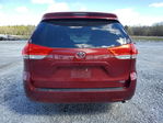 Toyota Sienna 2011