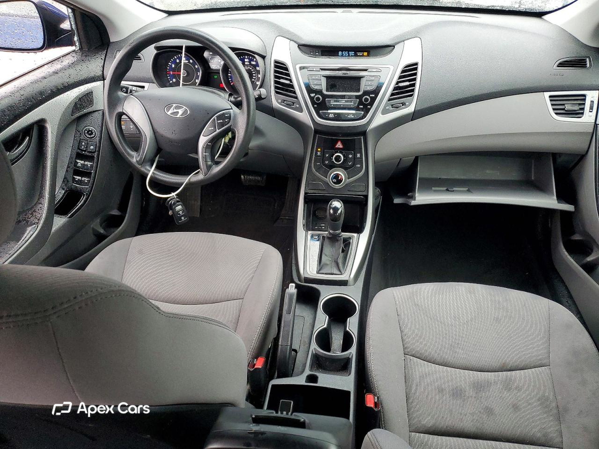 Hyundai Elantra 2016