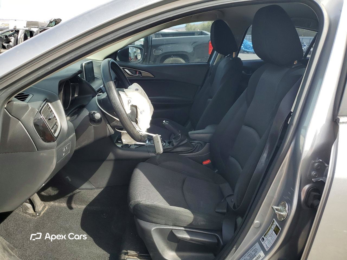 Mazda 3 2016