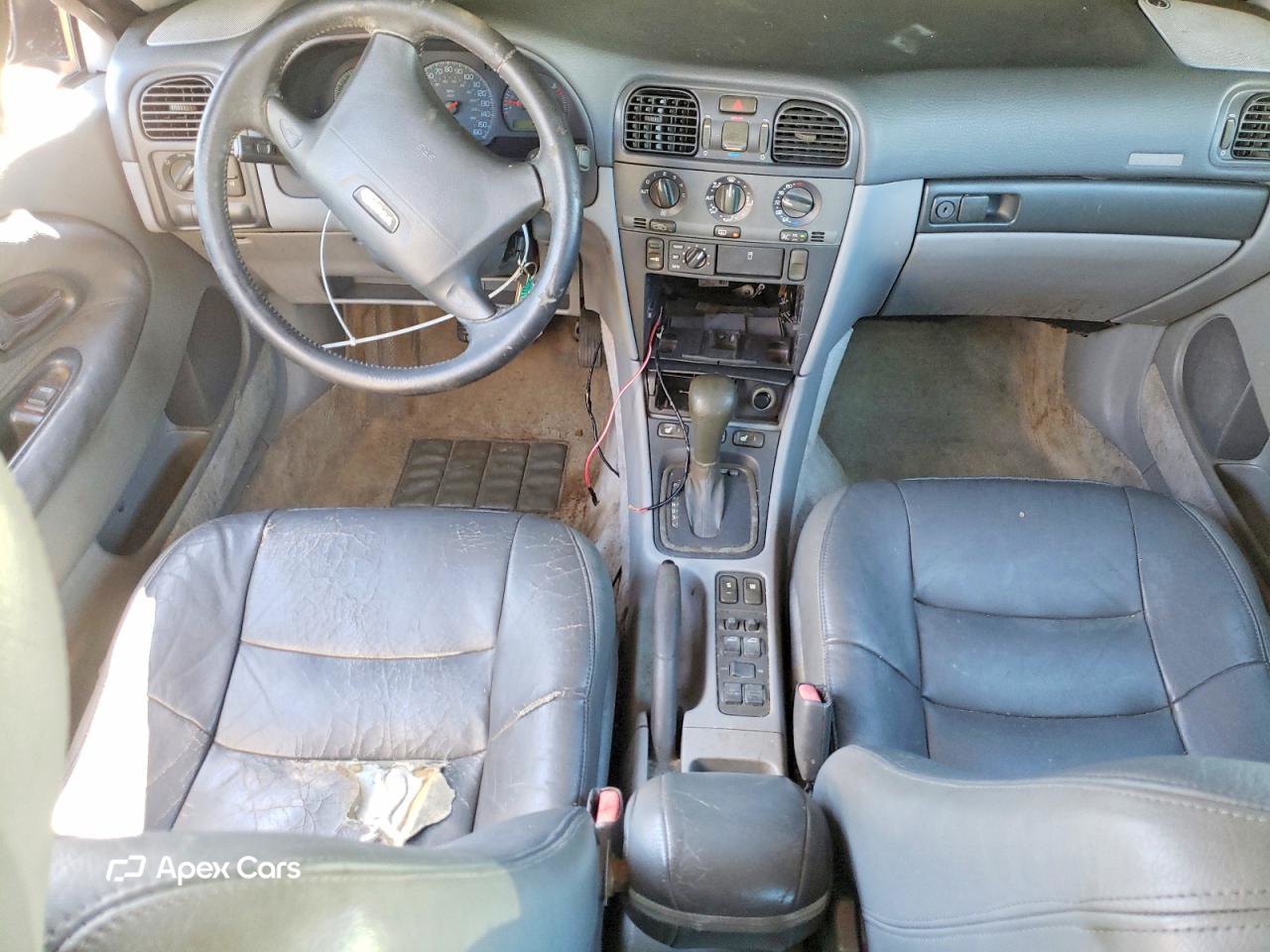 Volvo V40 2000