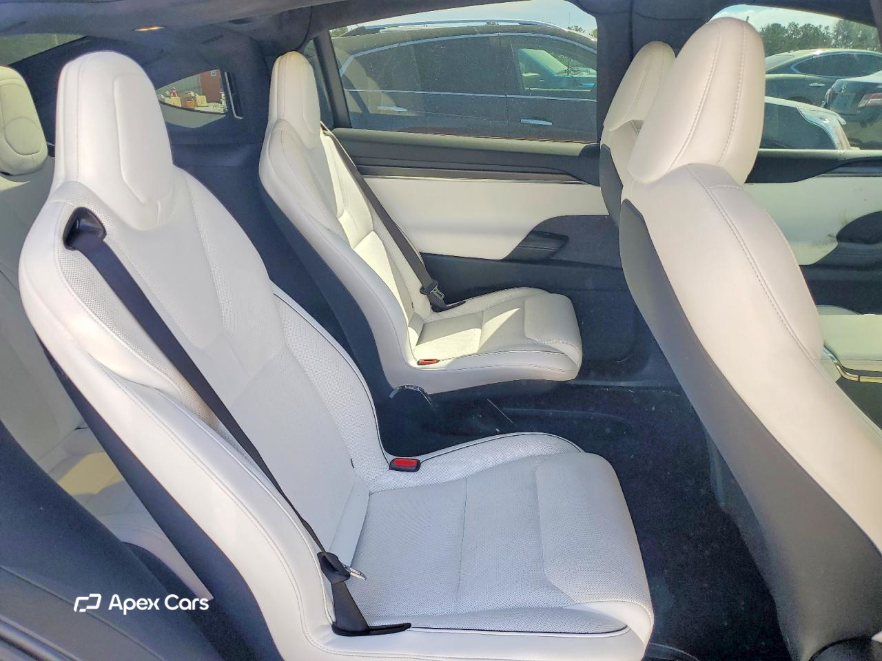 Tesla Model X 2022