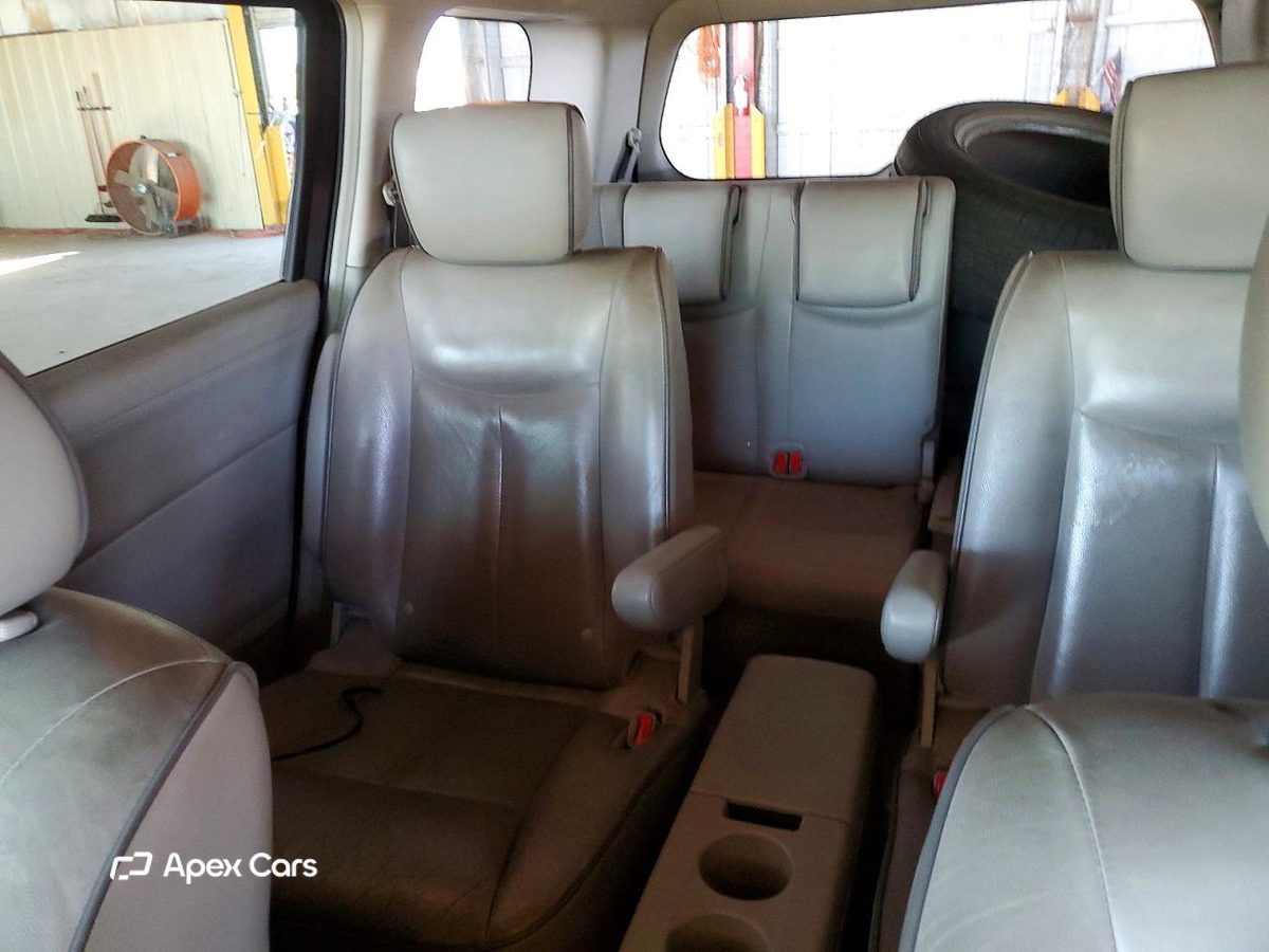 Nissan Quest 2012