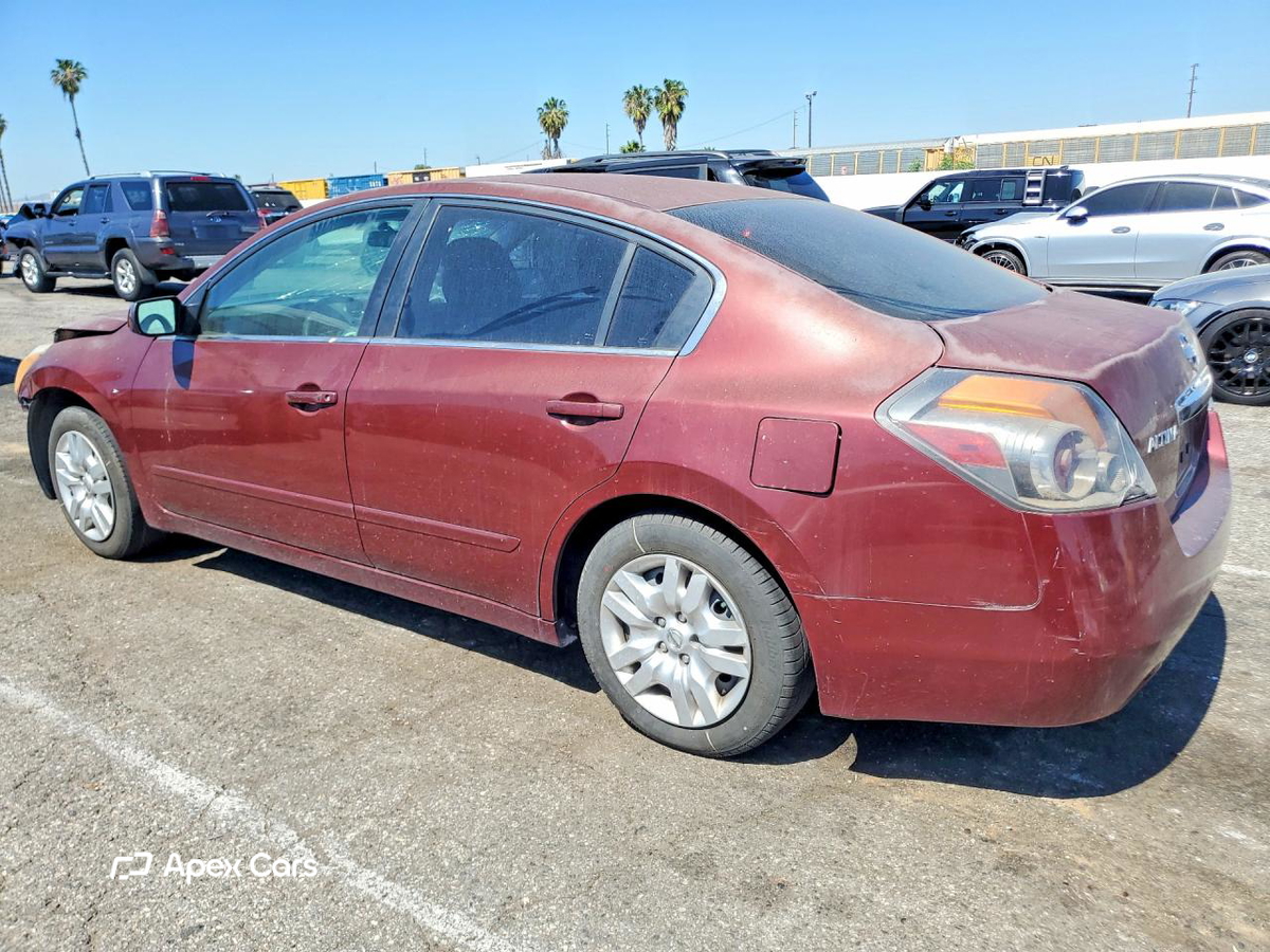 Nissan Altima 2011