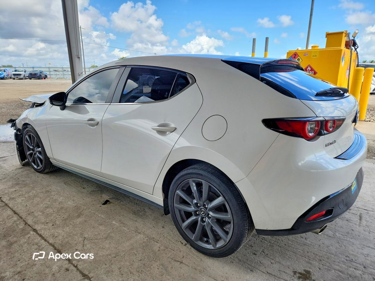 Mazda 3 2024