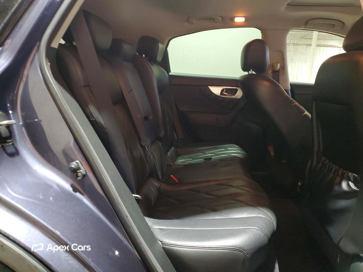 Infiniti FX 2010