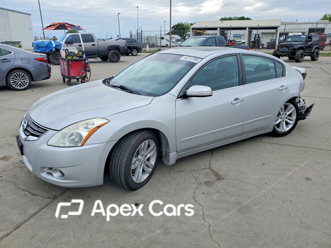 Nissan Altima 2011 - Image 1 of 13