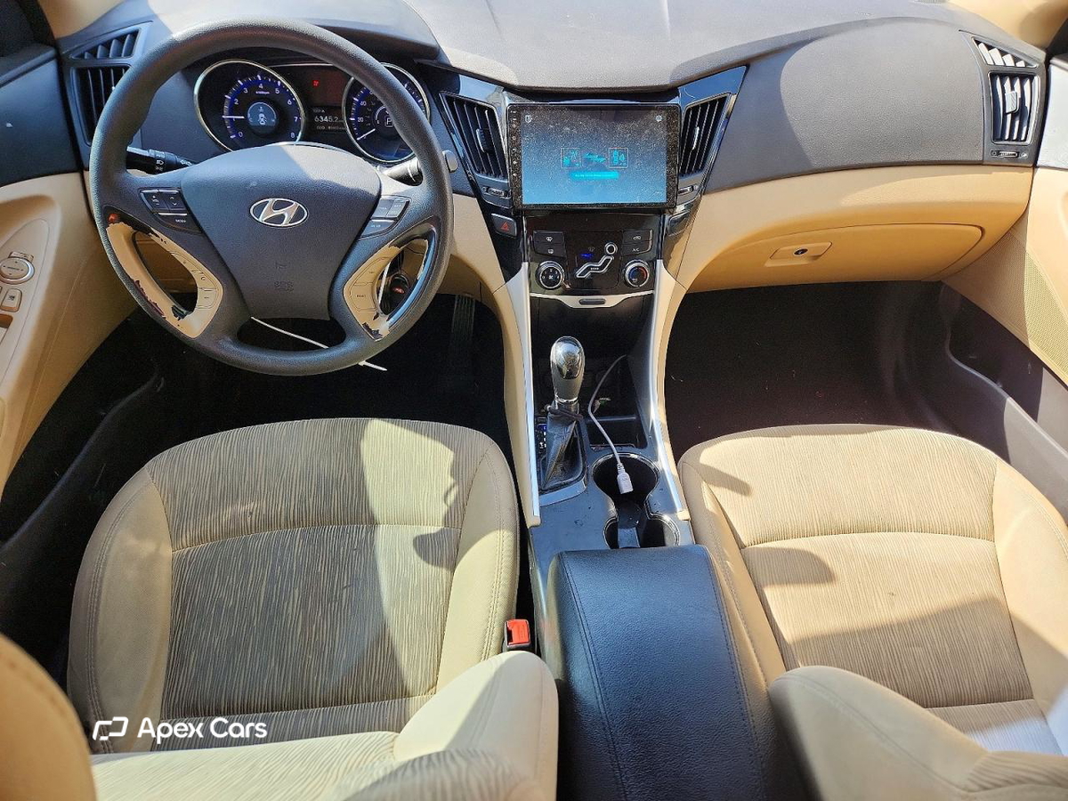 Hyundai Sonata 2012