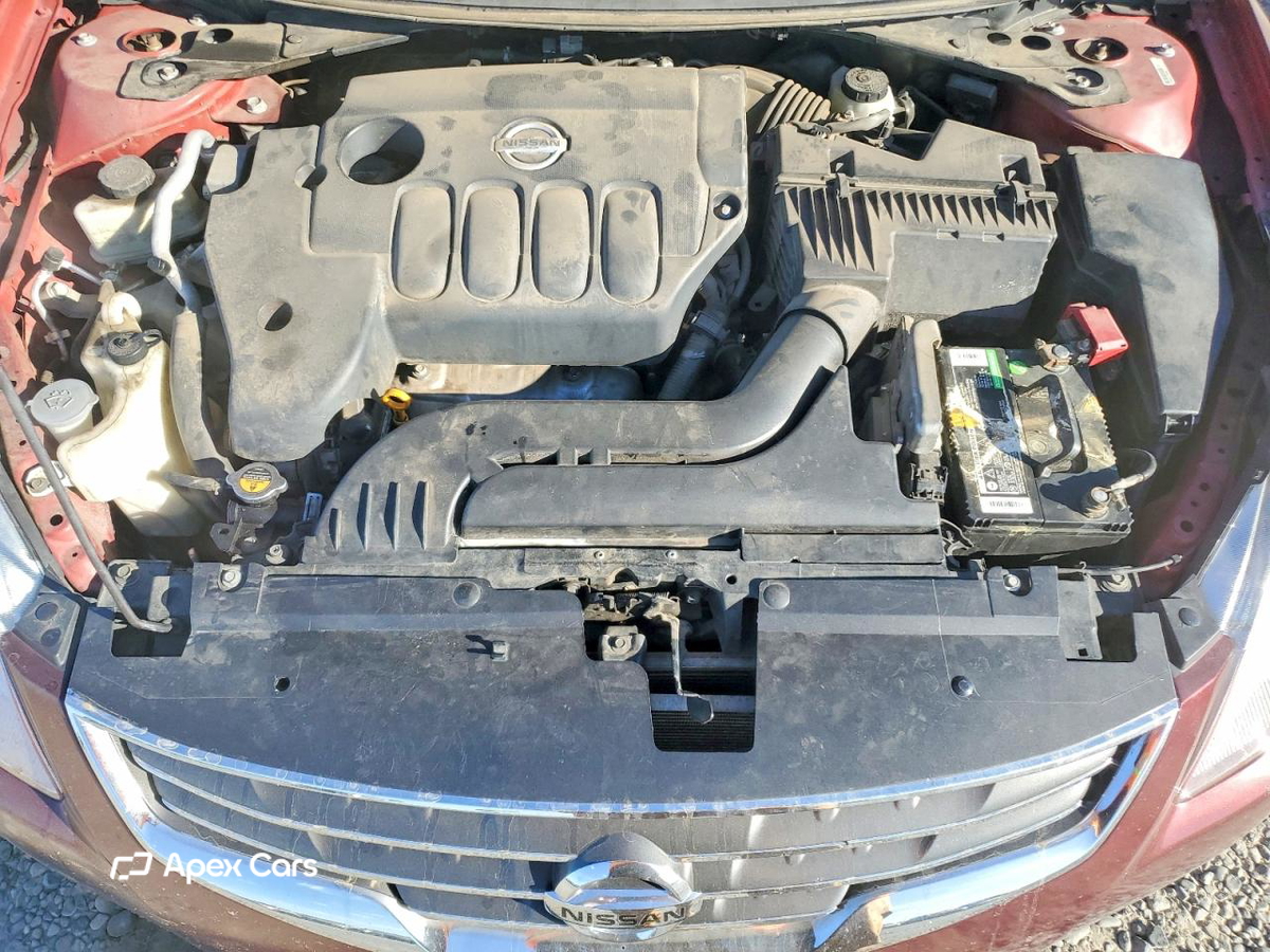 Nissan Altima 2011