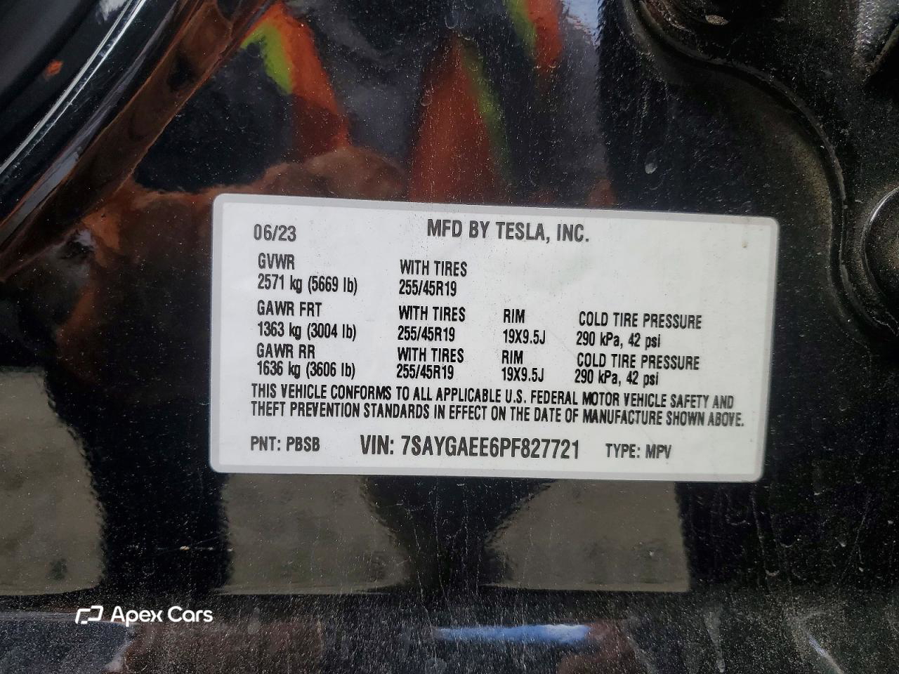 Tesla Model Y 2023
