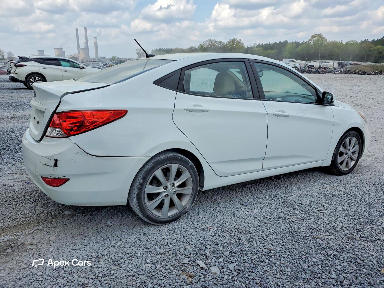 Hyundai Accent 2013