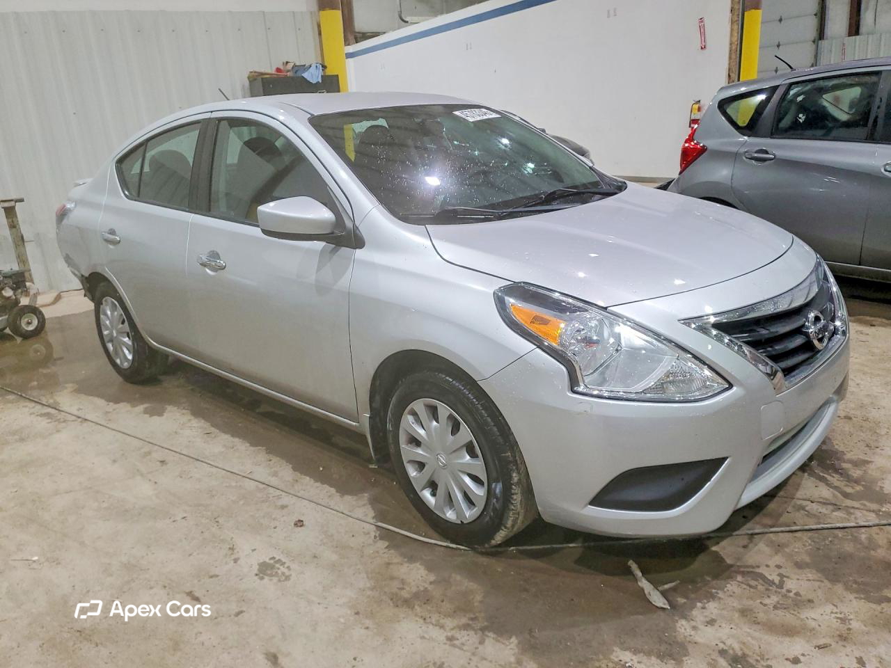 Nissan Versa 2015