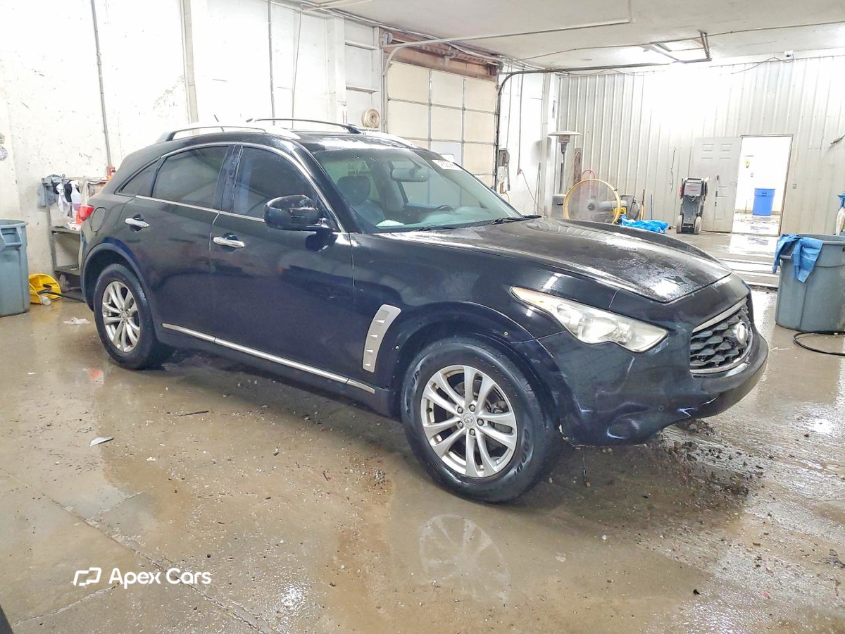 Infiniti FX 2010
