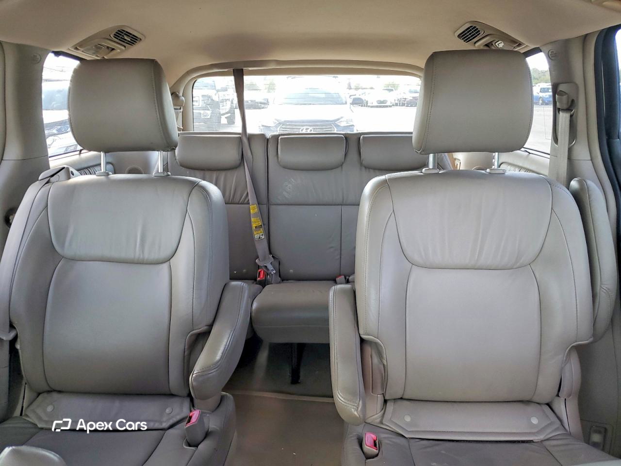 Toyota Sienna 2010