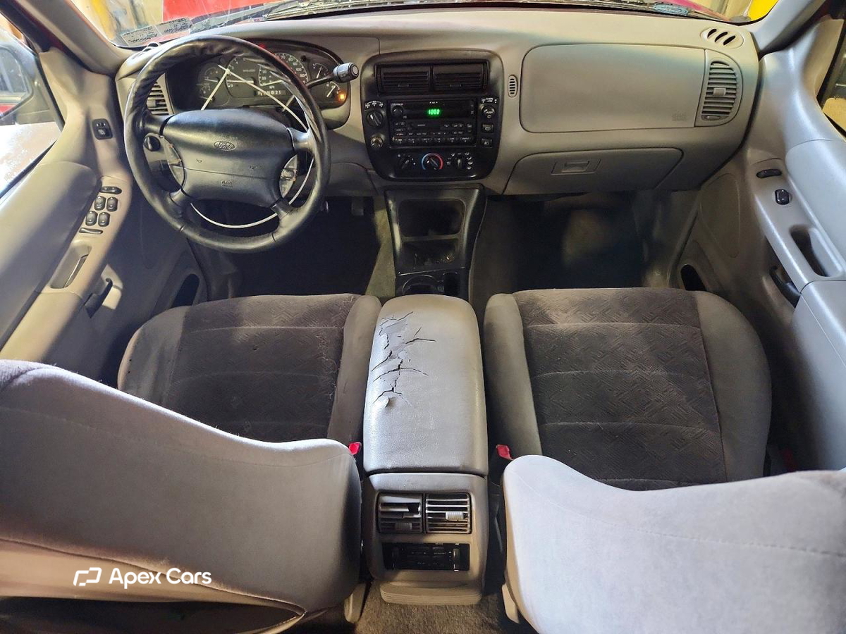 Ford Explorer 2000