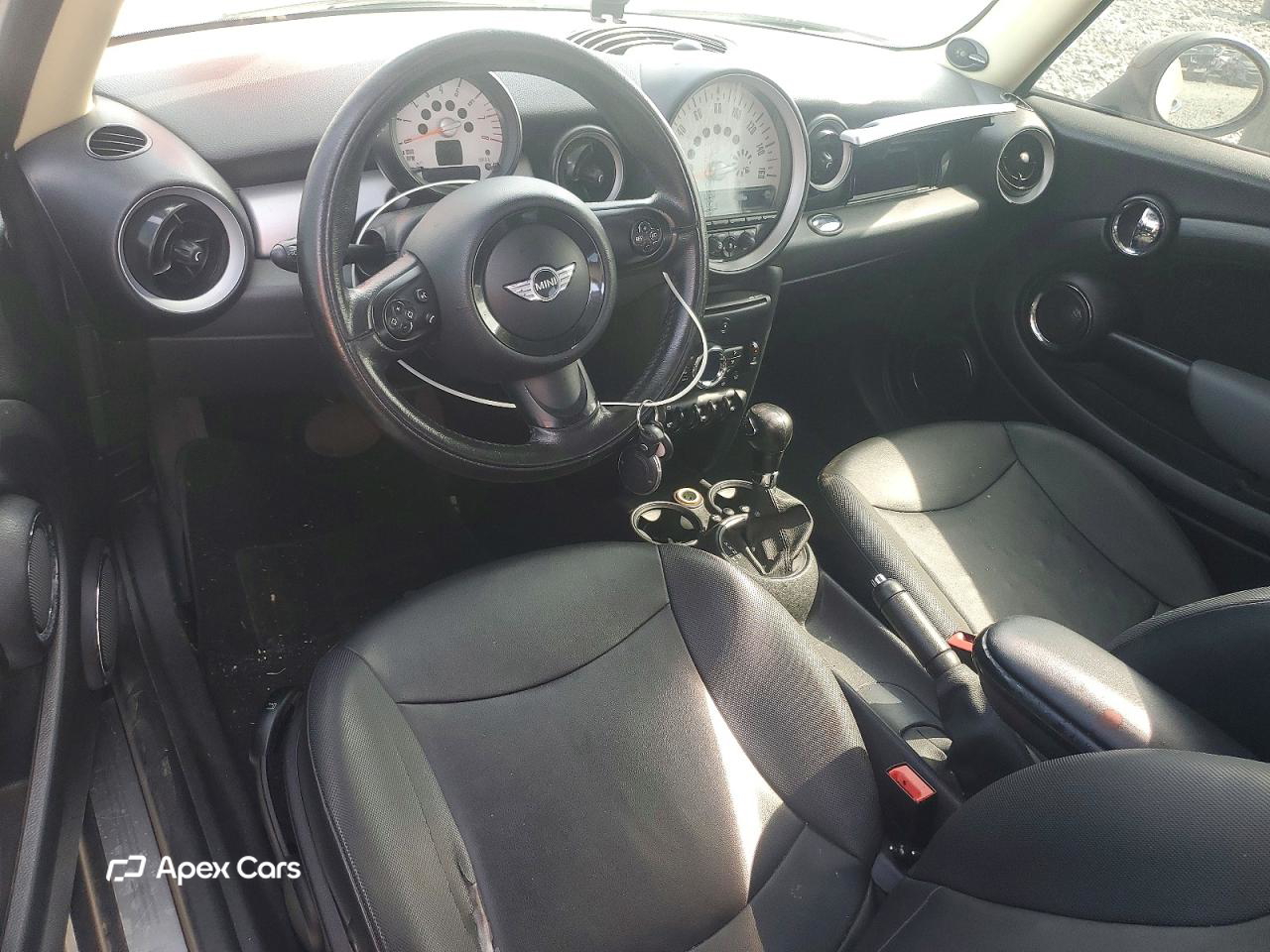 MINI Cooper 2011