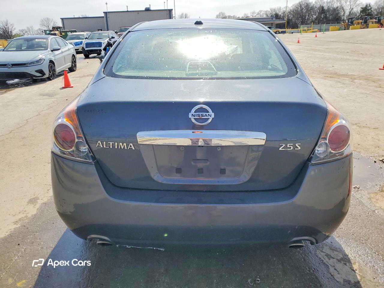 Nissan Altima 2011