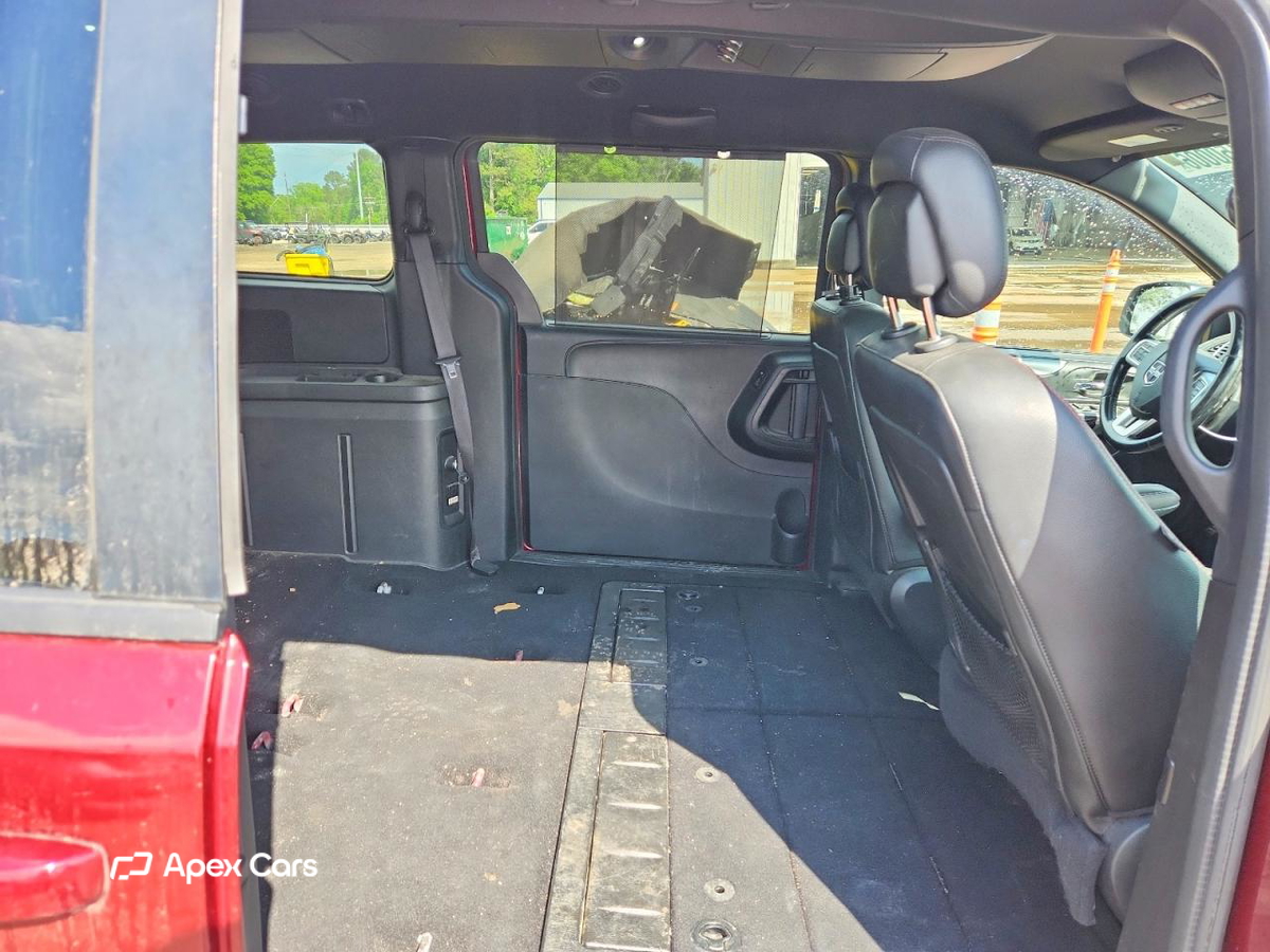 Dodge Caravan 2019
