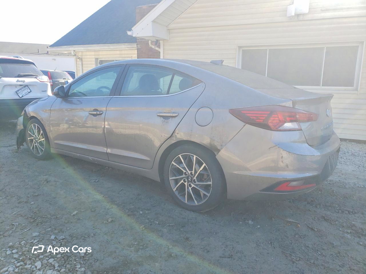 Hyundai Elantra 2020