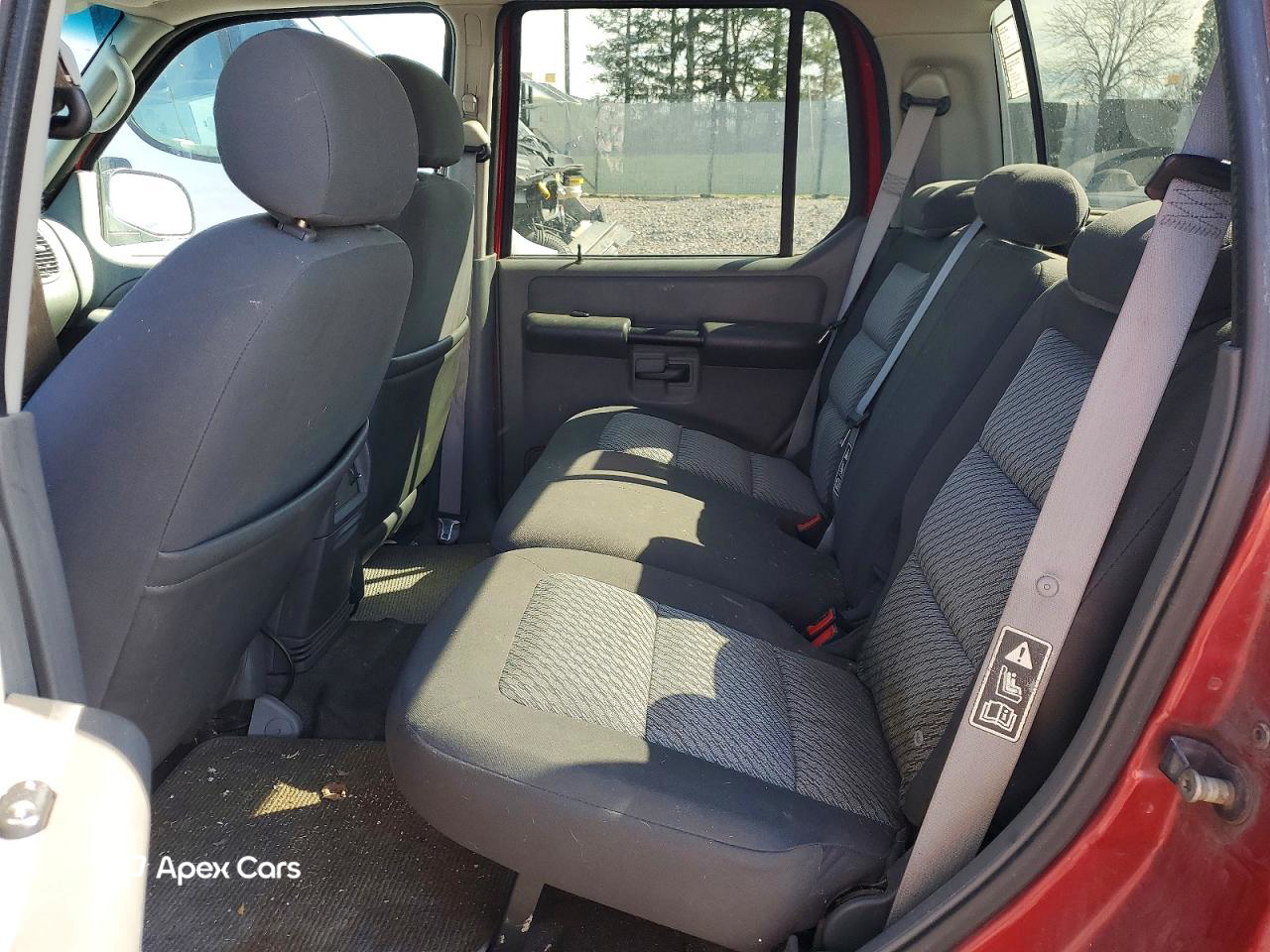 Ford Explorer 2004