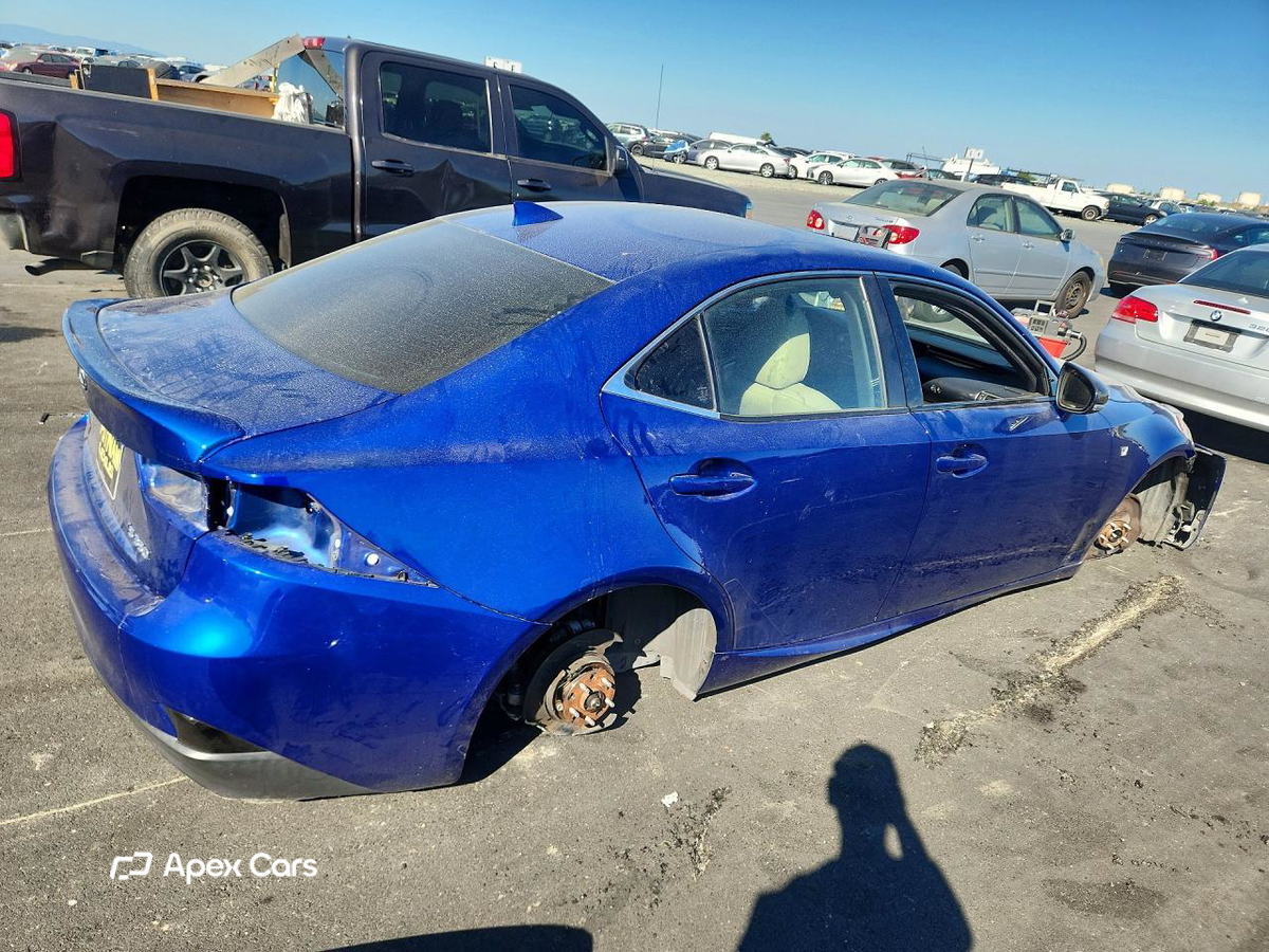 Lexus IS 2018
