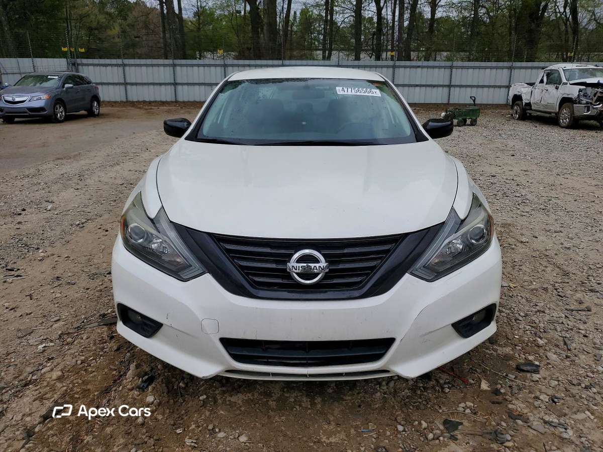 Nissan Altima 2018