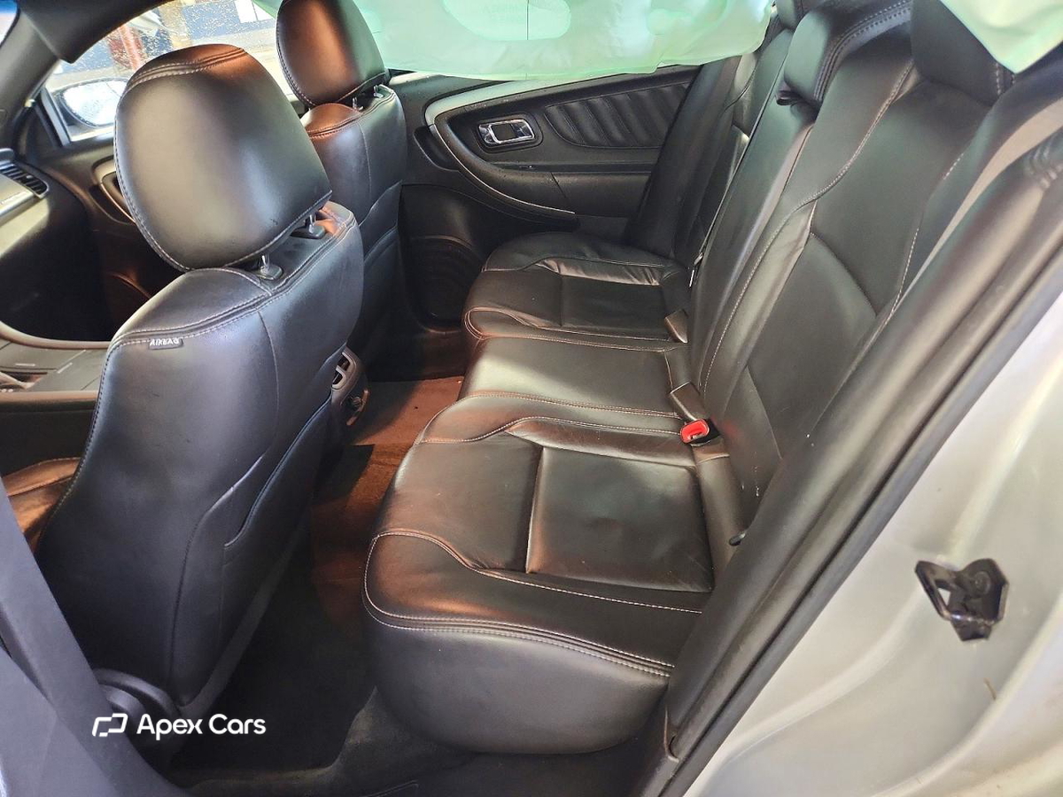 Ford Taurus 2013