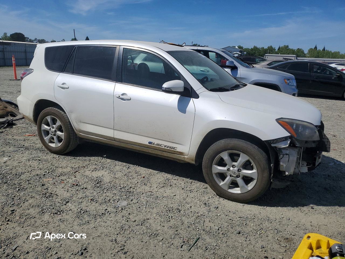 Toyota RAV 4 2013
