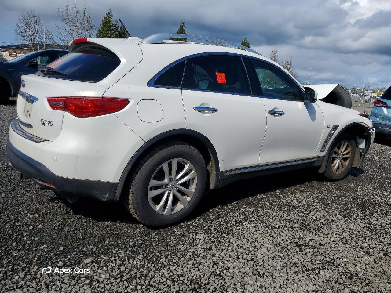 Infiniti QX70 2015
