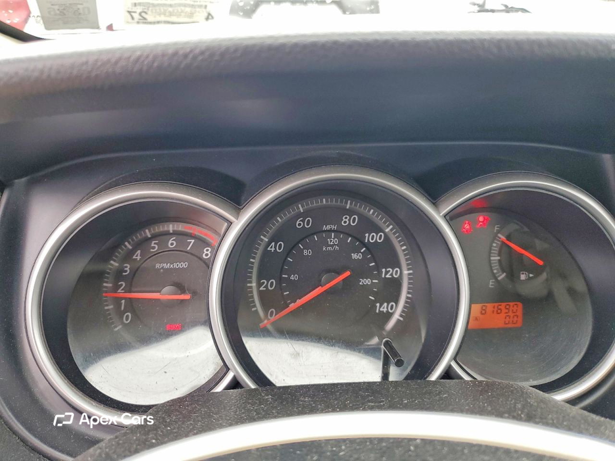 Nissan Versa 2011