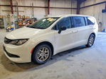 Chrysler Voyager 2024