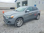Mitsubishi Outlander 2015