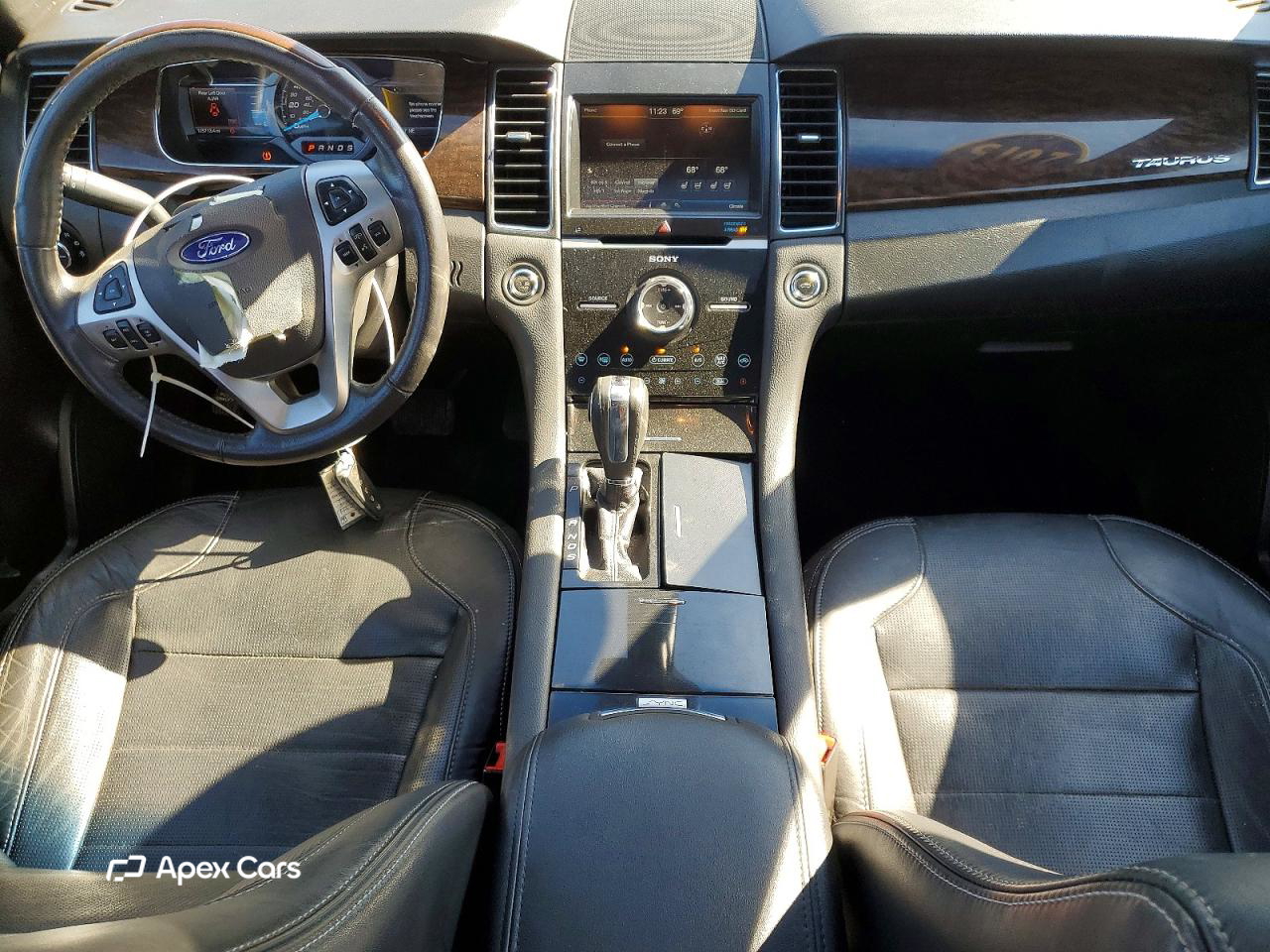 Ford Taurus 2015