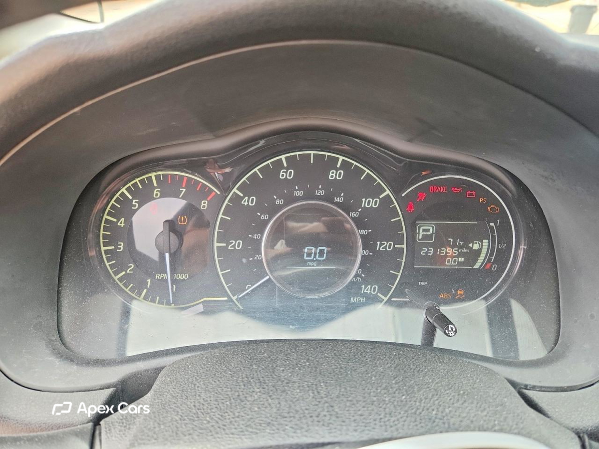 Nissan Versa 2015