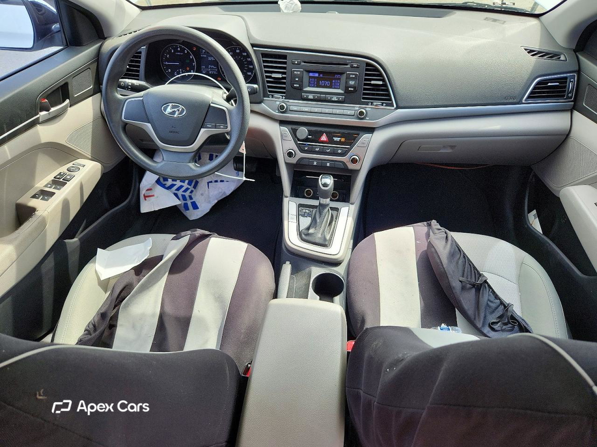 Hyundai Elantra 2017