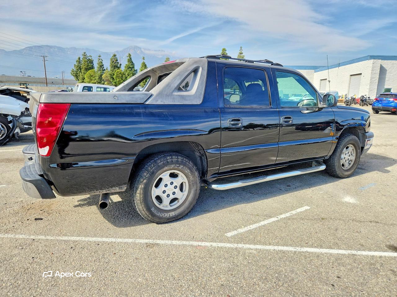 Chevrolet Avalanche 2004