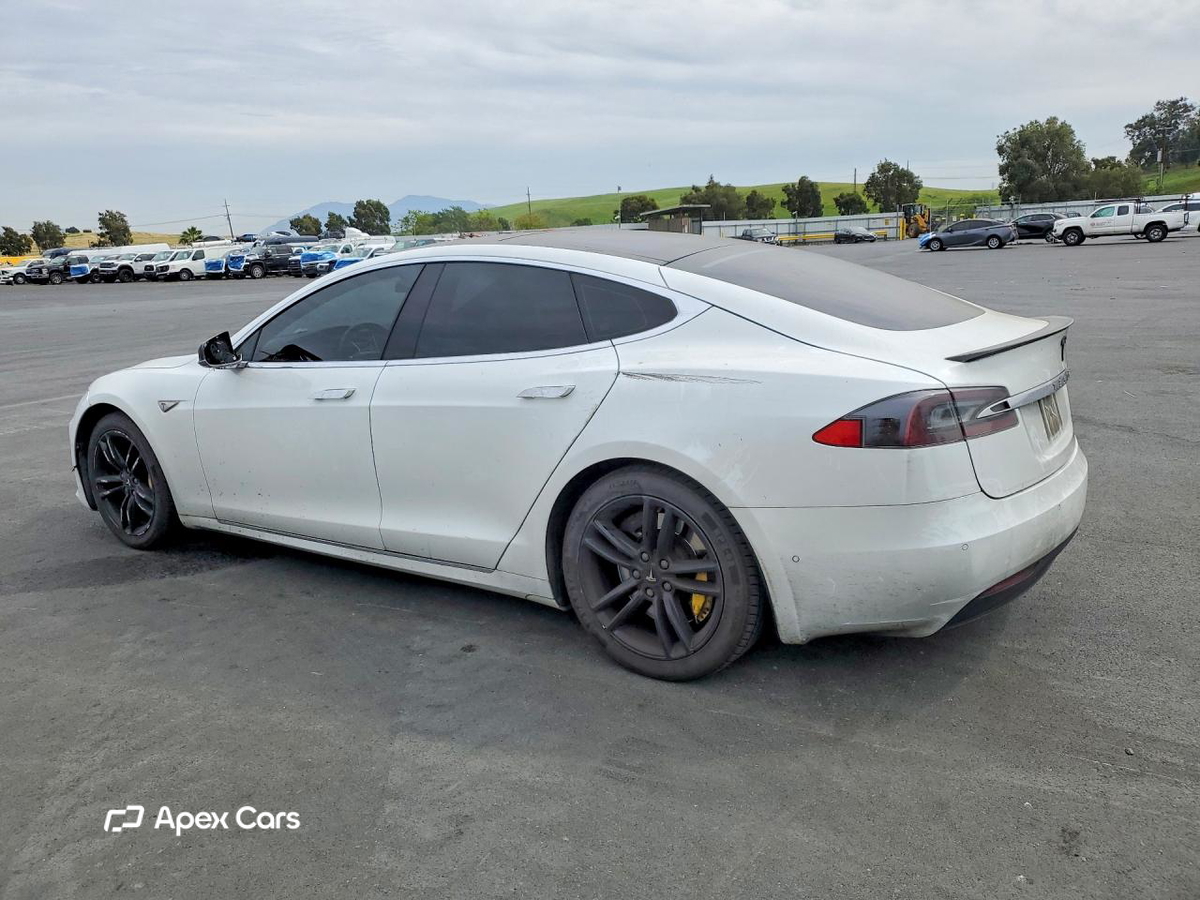 Tesla Model S 2016