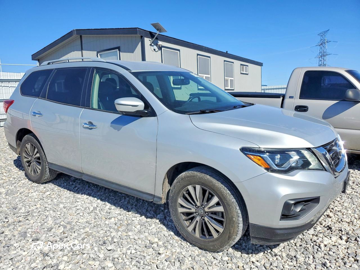 Nissan Pathfinder 2019