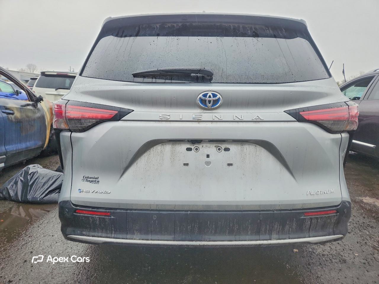 Toyota Sienna 2025