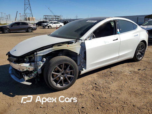 Tesla Model 3 2020 - Image 1 of 14