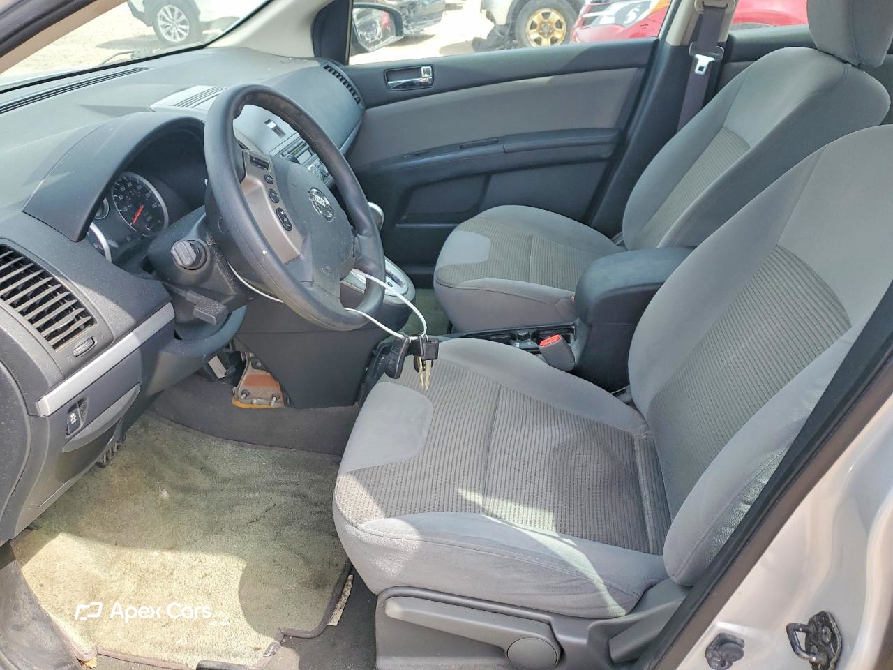 Nissan Sentra 2012