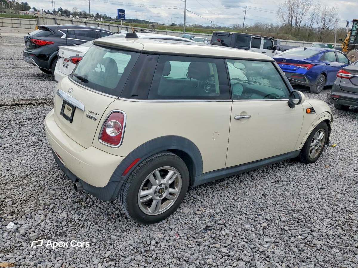 MINI Cooper 2012