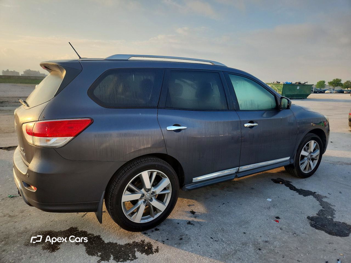 Nissan Pathfinder 2013