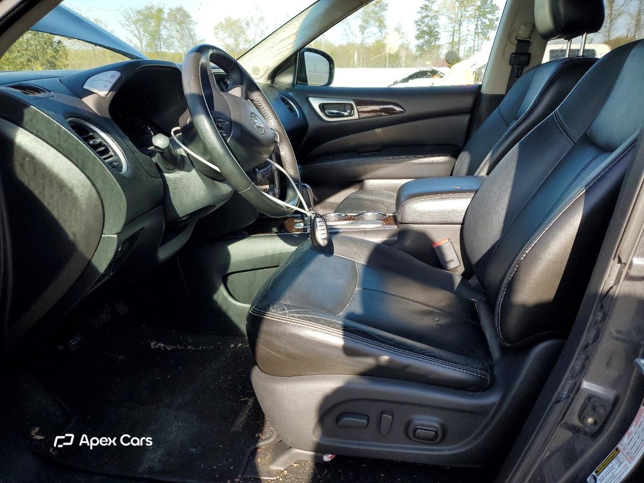 Nissan Pathfinder 2014