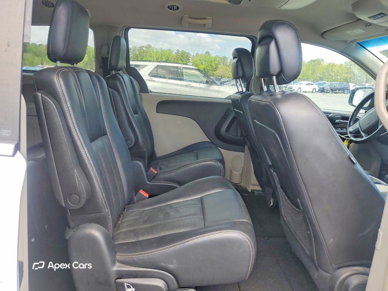 Chrysler Voyager 2013