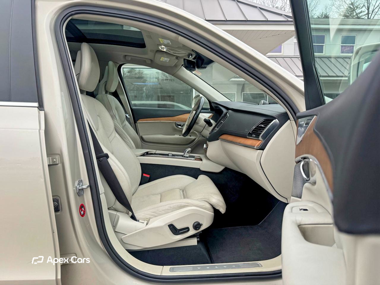 Volvo XC90 2016